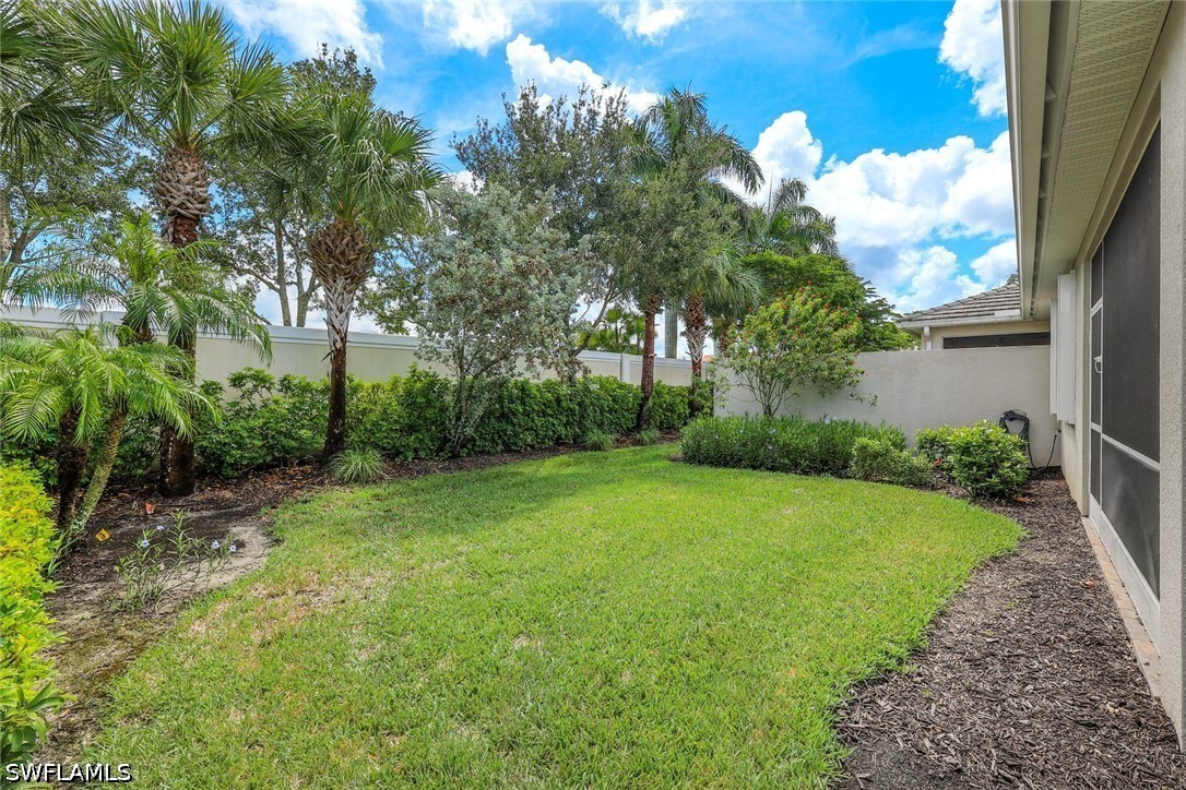 20179 Torch Key Way Property Photo 18
