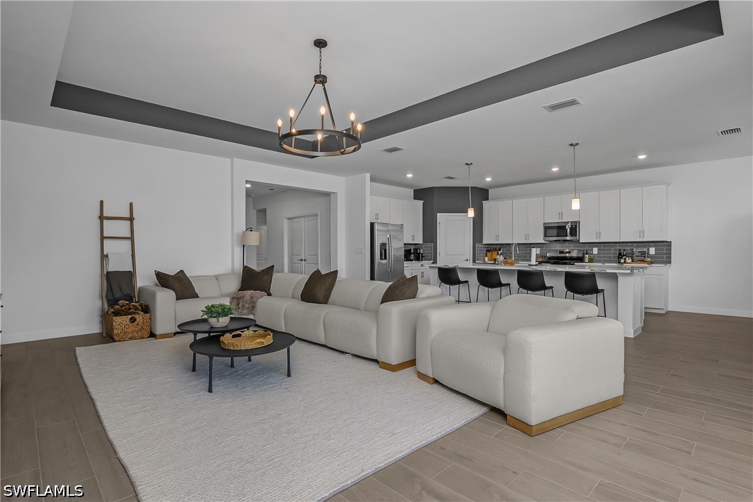 20501 Verawood Loop Property Photo 3