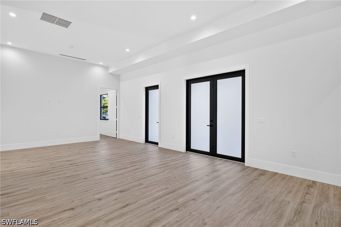 4164 Everglades Blvd N Property Photo 3