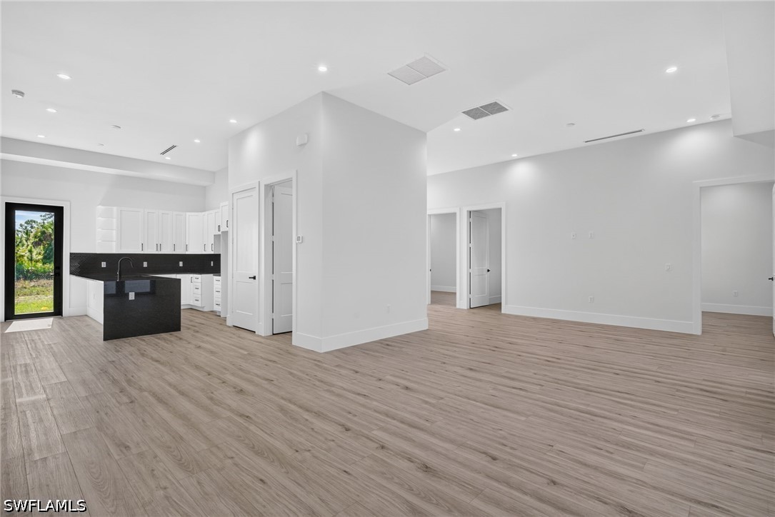 4164 Everglades Blvd N Property Photo 6