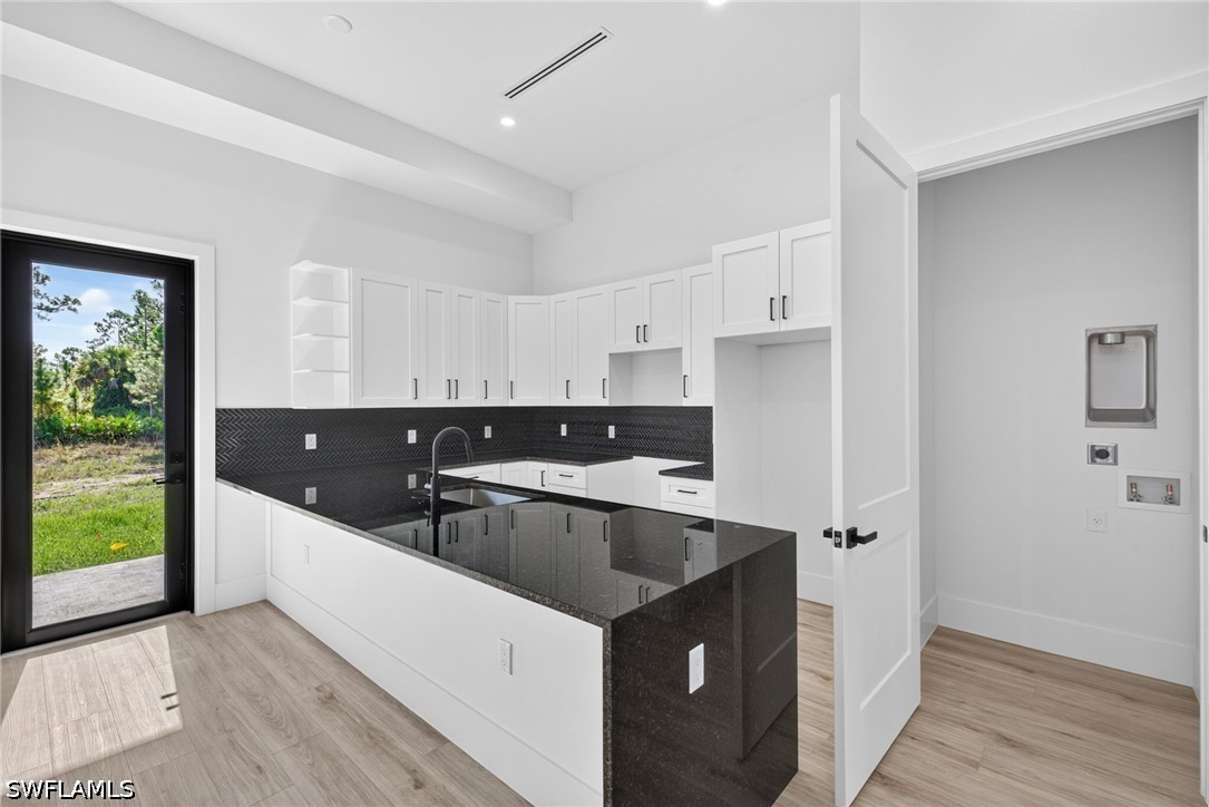 4164 Everglades Blvd N Property Photo 8