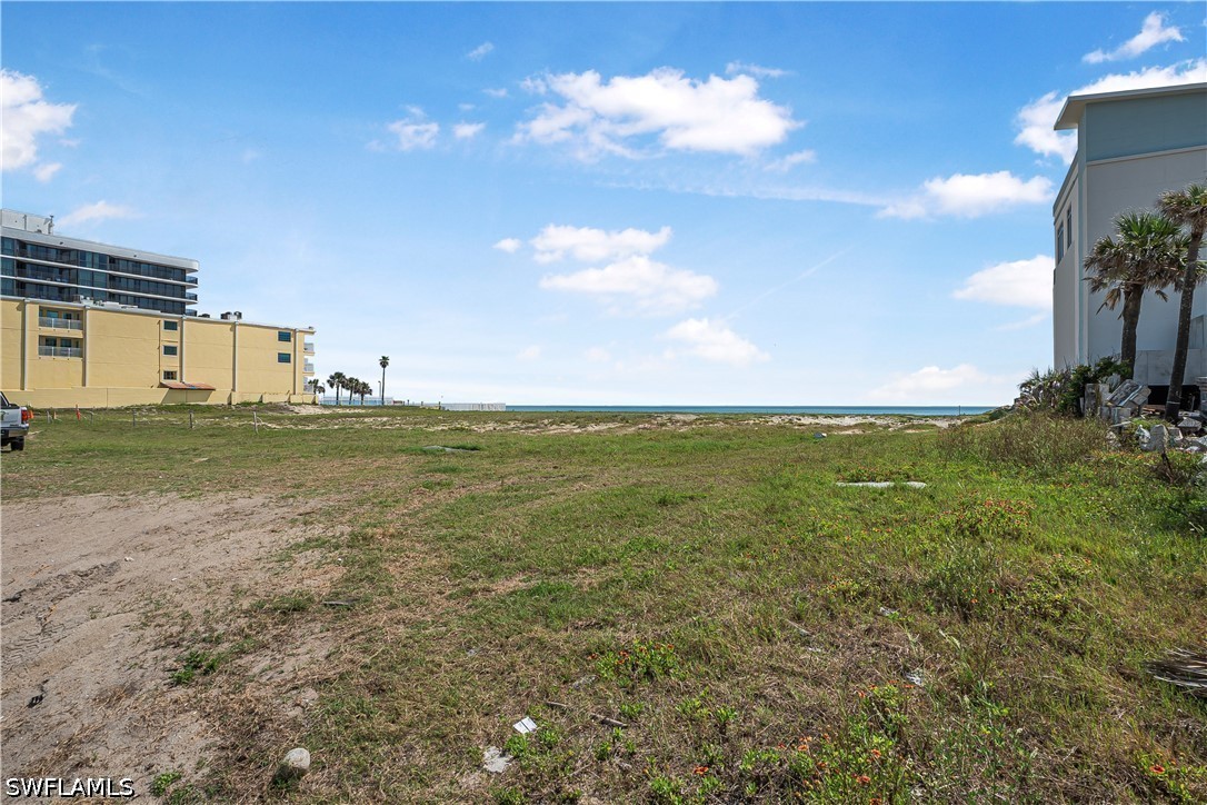 1012 Atlantic Ave N Property Photo 4