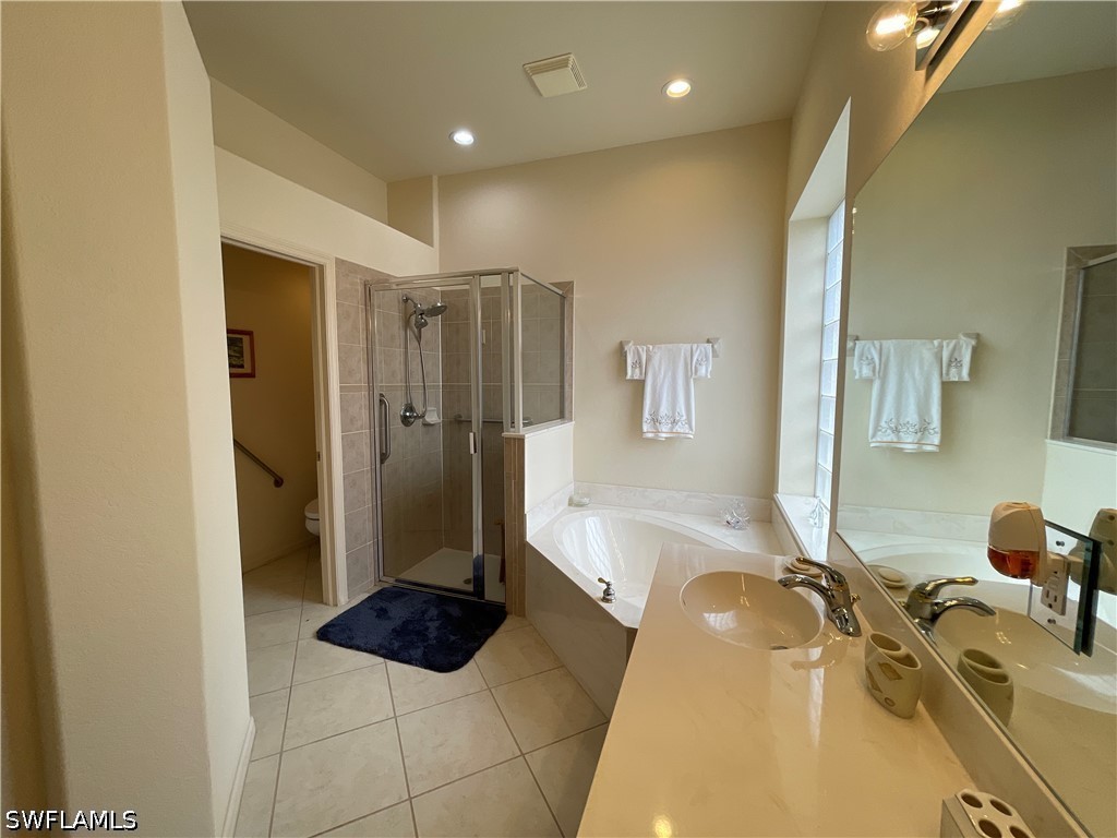 6478 Waverly Green Way Property Photo 7
