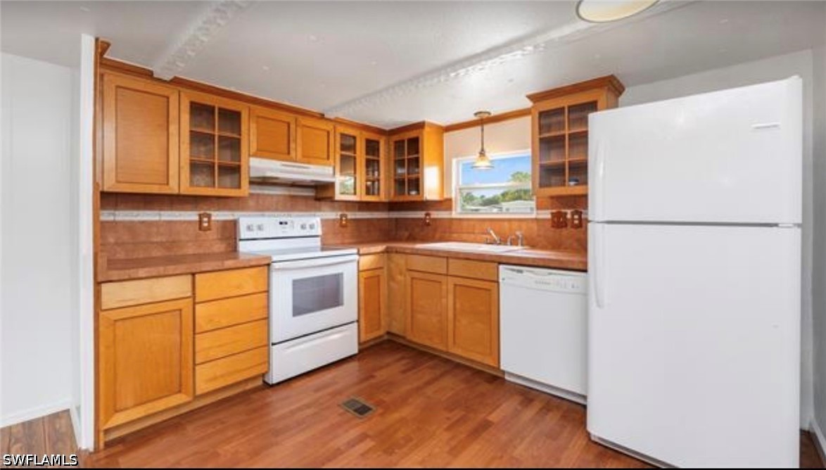 171 Grassy Key Ln Property Photo 2