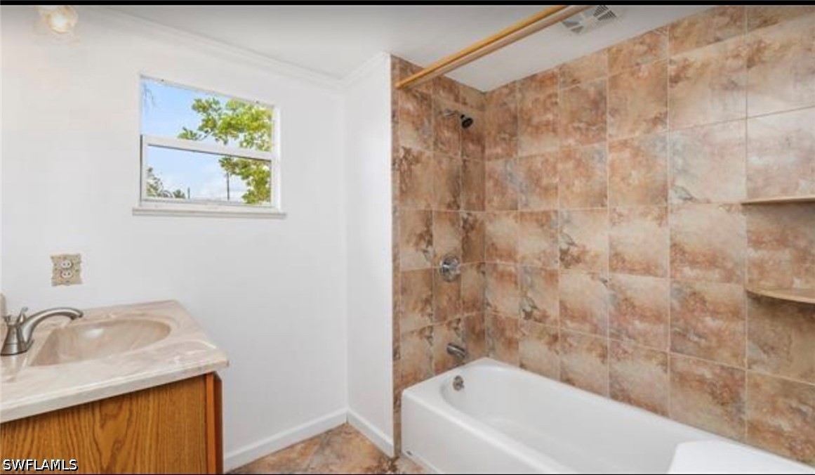 171 Grassy Key Ln Property Photo 6