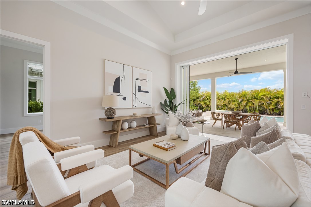 4500 Seagrove Landing Way Property Photo 4