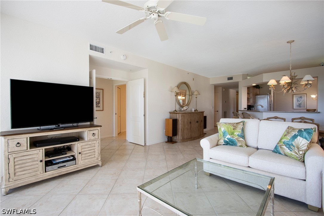 7655 Pebble Creek Cir 201 Property Photo 4