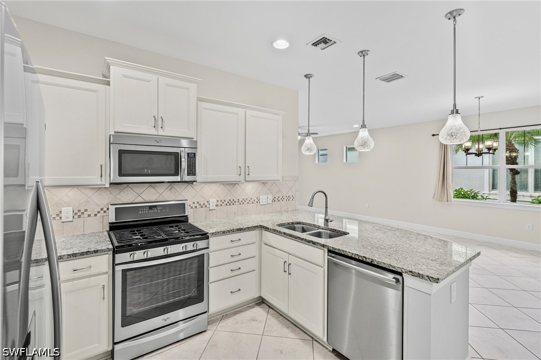 10657 Jackson Square Dr Property Photo 6