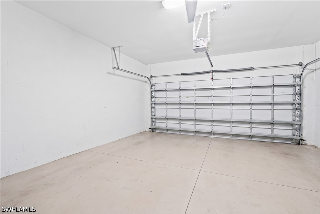 10657 Jackson Square Dr Property Photo 43