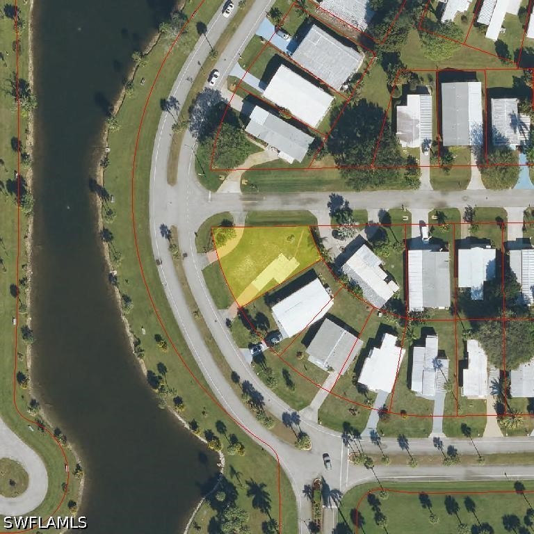 501 Riviera Blvd W Property Photo 1