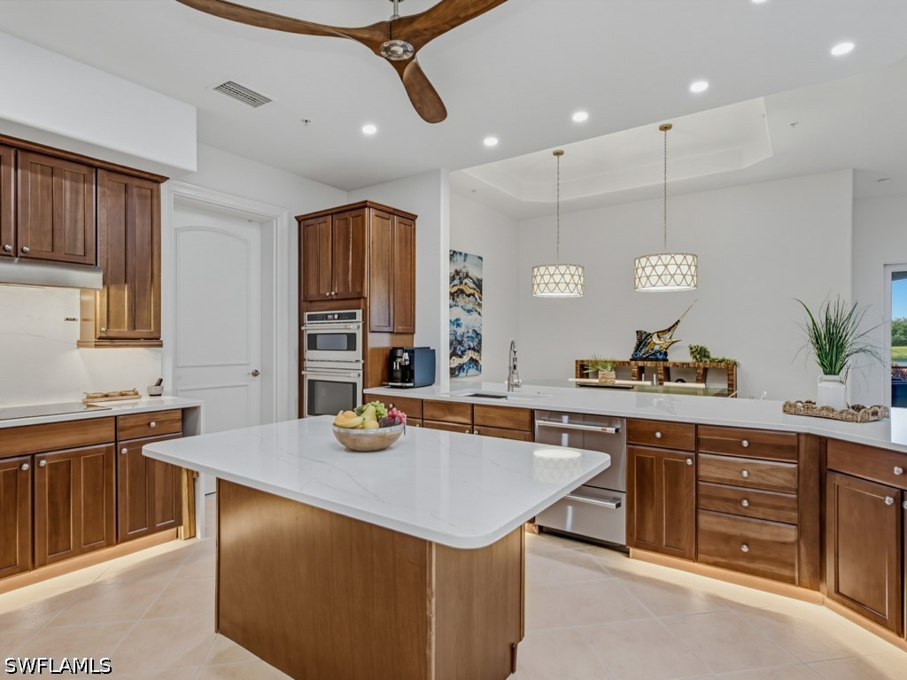 226031608 Property Photo 13