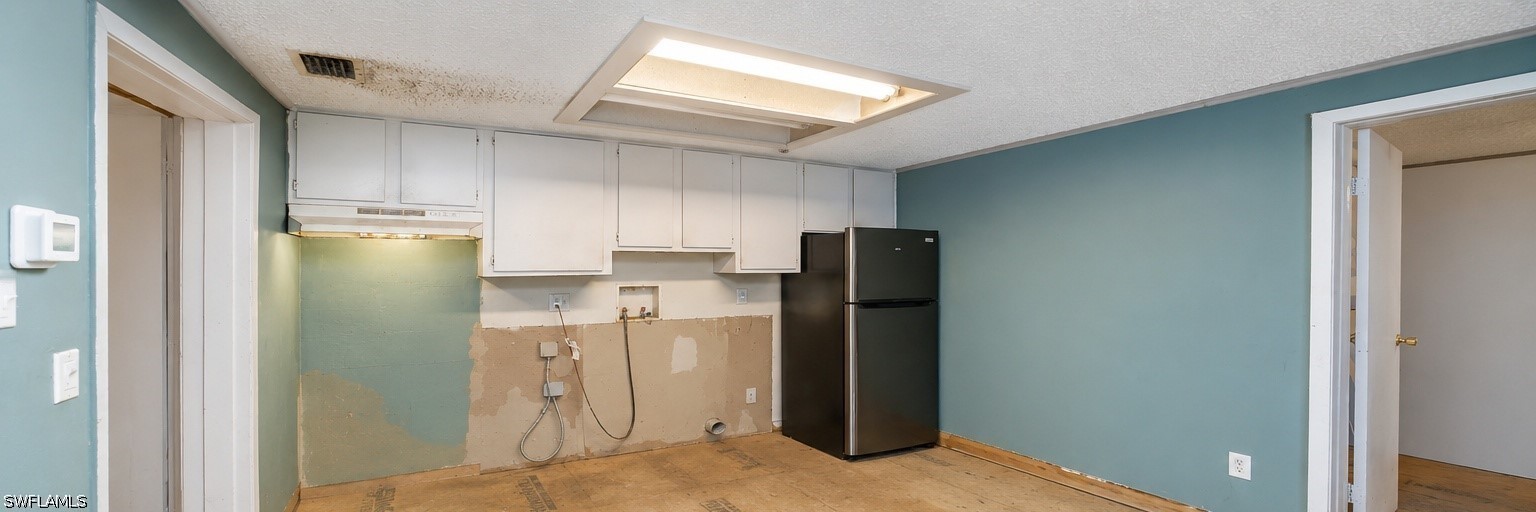 226031645 Property Photo 14
