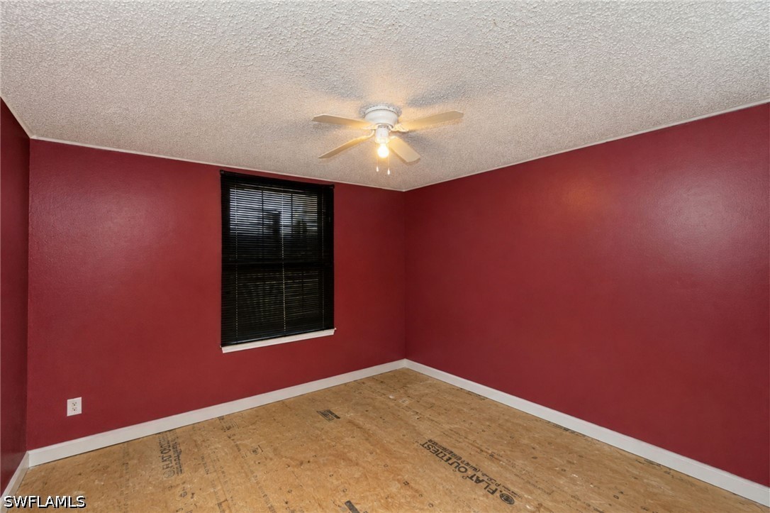 226031645 Property Photo 16