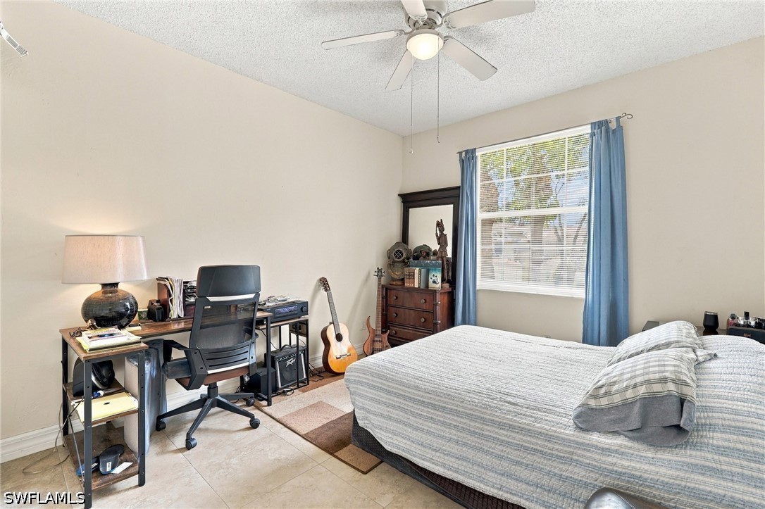 73 Silver Oaks Cir 10201 Property Photo 12