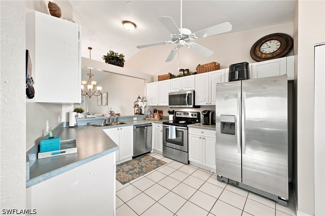 9022 Michael Cir 2 Property Photo 3