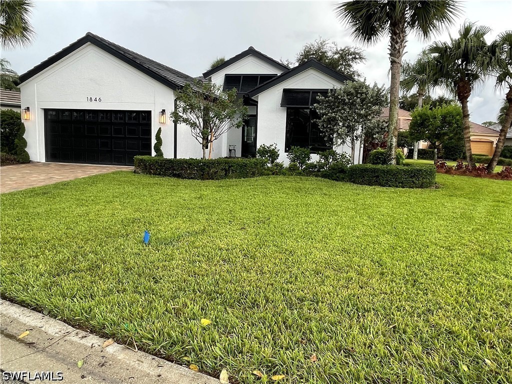 1846 Pondside Ln Property Photo 1