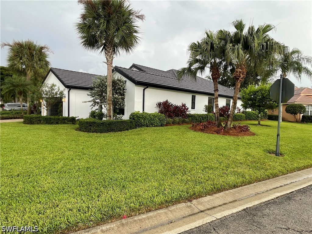 1846 Pondside Ln Property Photo 2