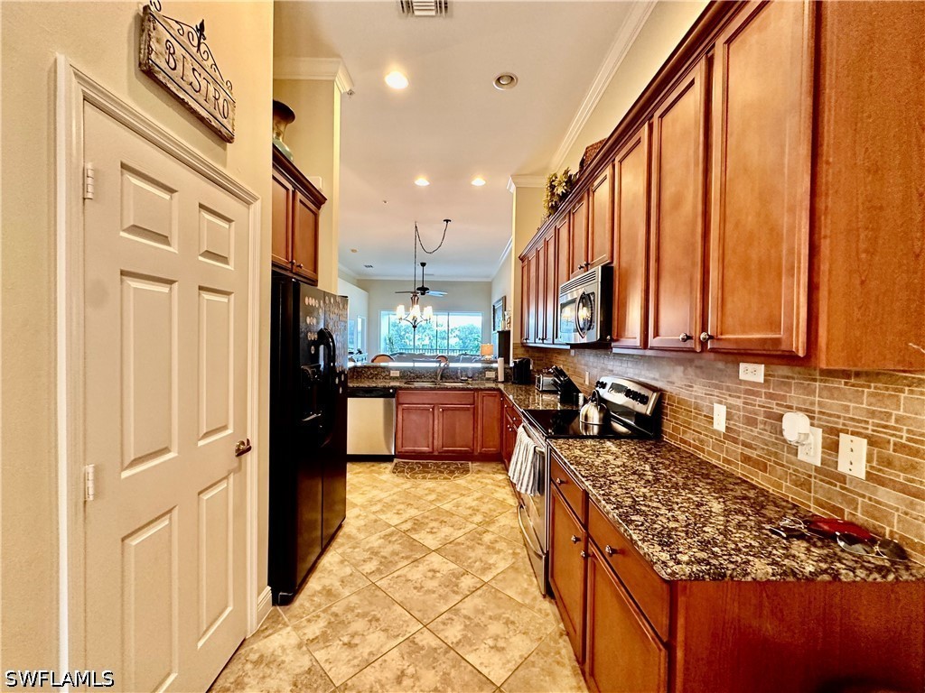 11021 Corsia Trieste Way 203 Property Photo 6