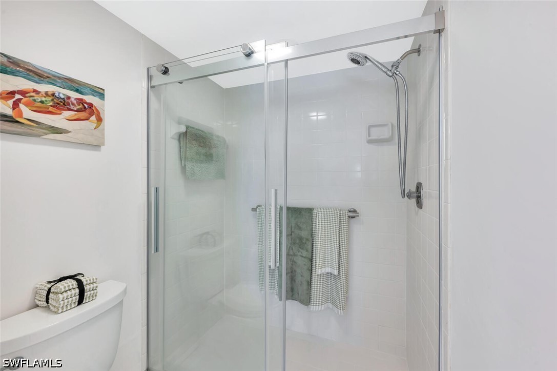 12945 Vanderbilt Dr 304 Property Photo 27