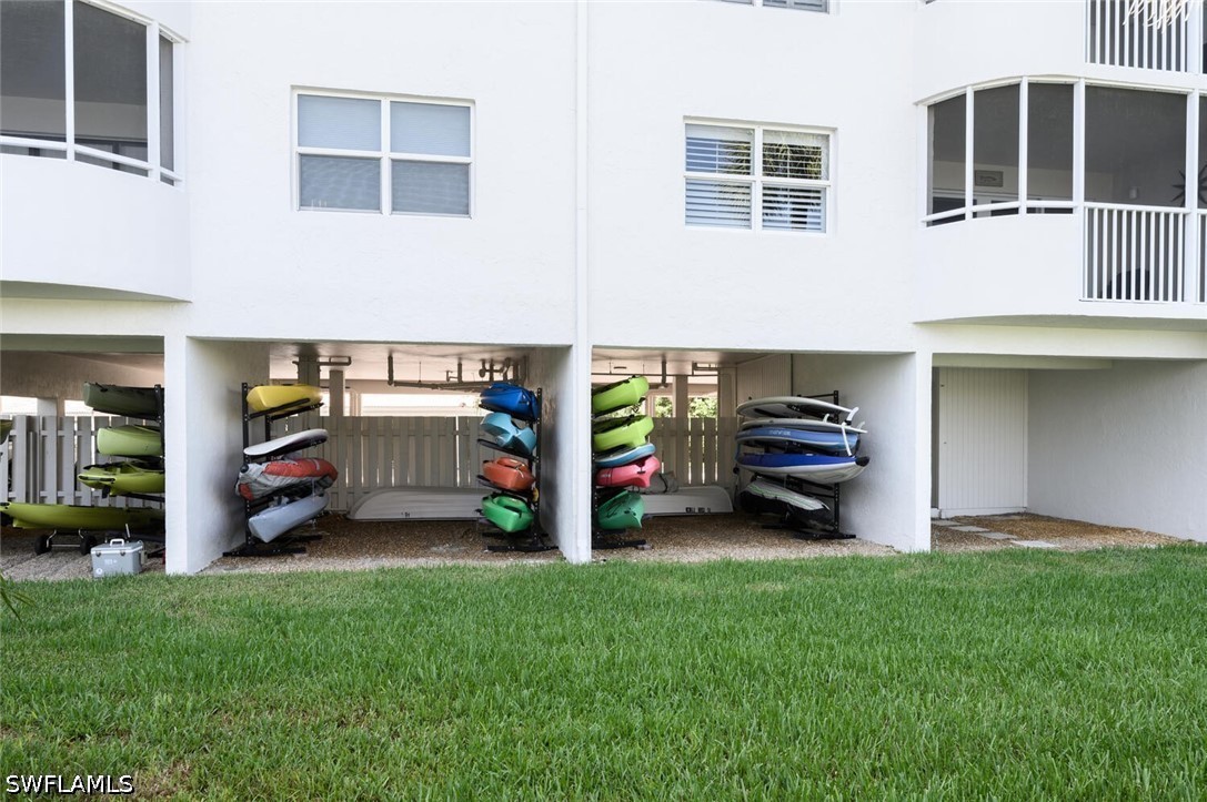 12945 Vanderbilt Dr 304 Property Photo 38