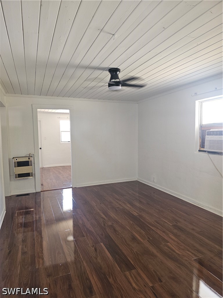 2657 Lafayette St Property Photo 6