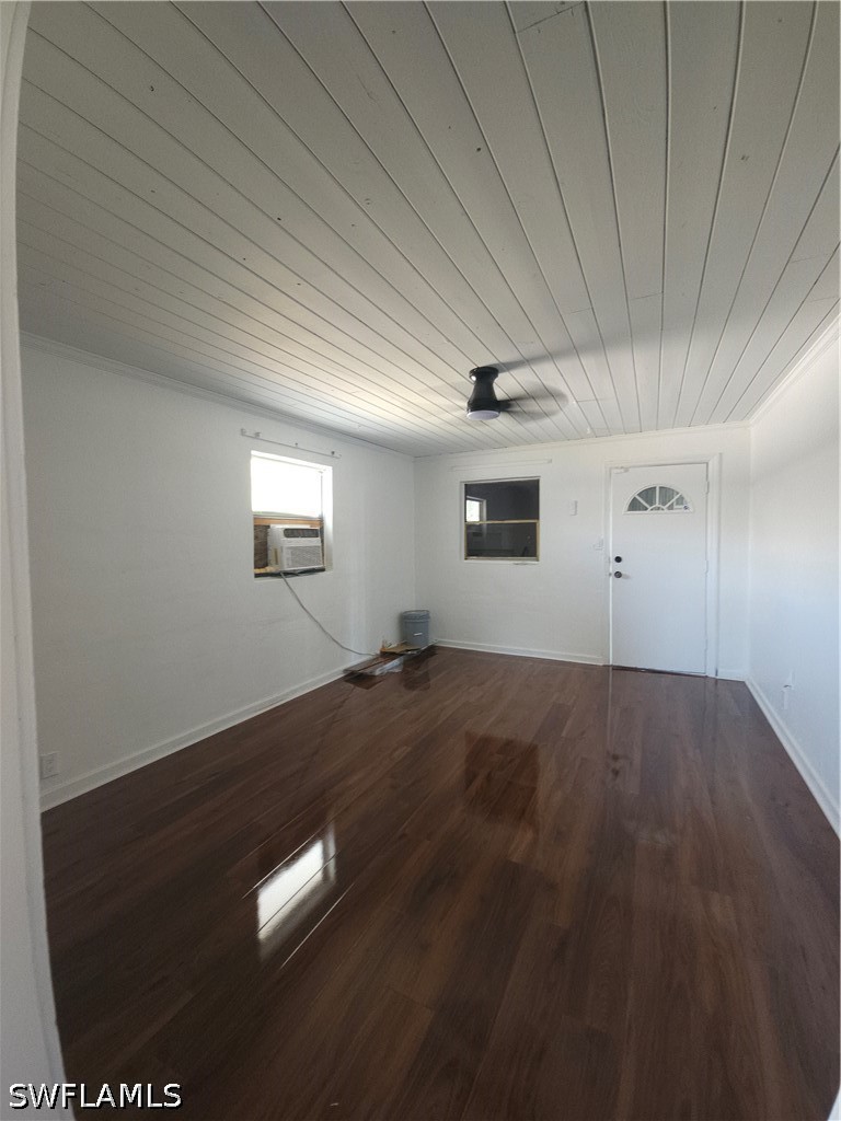 2657 Lafayette St Property Photo 11