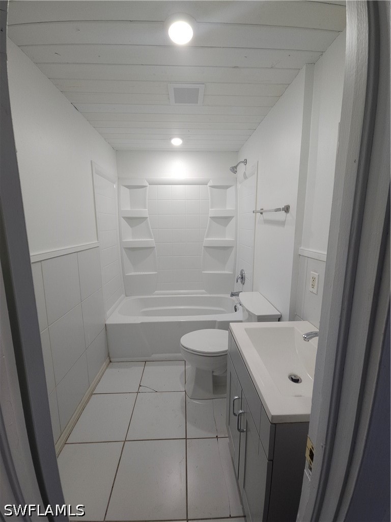 2657 Lafayette St Property Photo 14