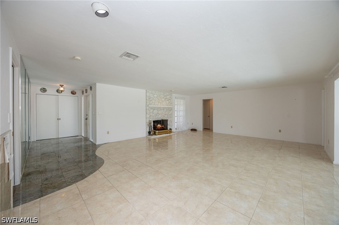 635 Wedge Dr Property Photo 6