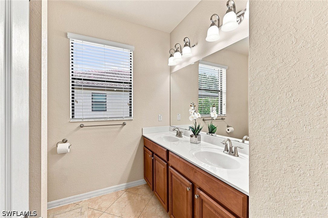3817 Ruby Way Property Photo 22