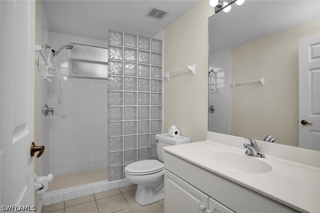 226032063 Property Photo 24