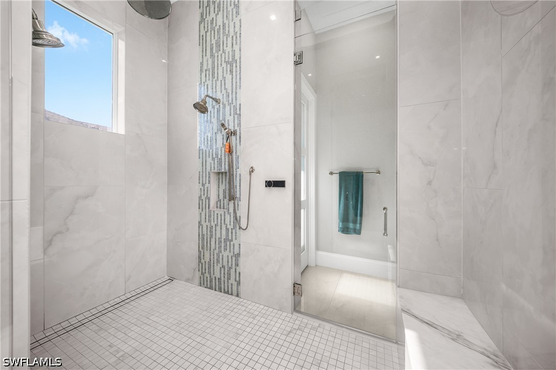 18410 Blue Eye Loop Property Photo 25