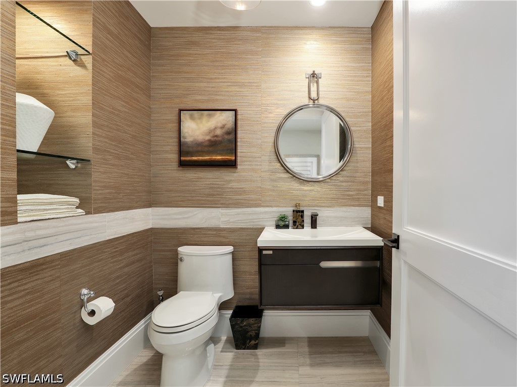 13665 Vanderbilt Dr 301 Property Photo 14