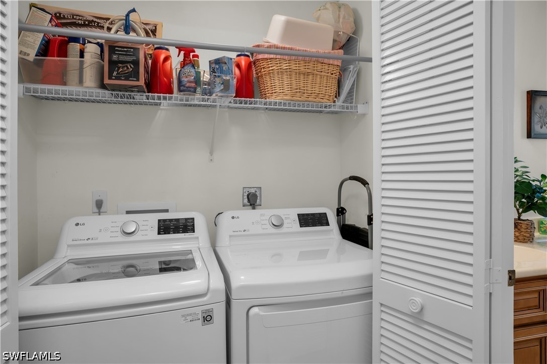 5854 Westbourgh Ct Property Photo 20
