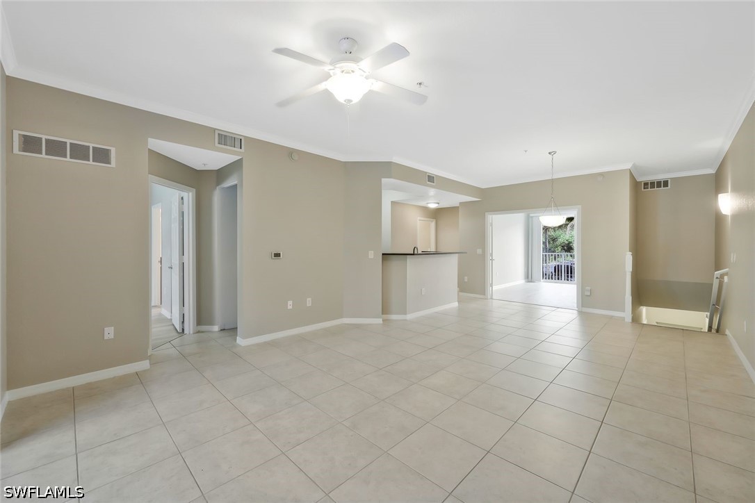 23501 Alamanda Dr 204 Property Photo 5