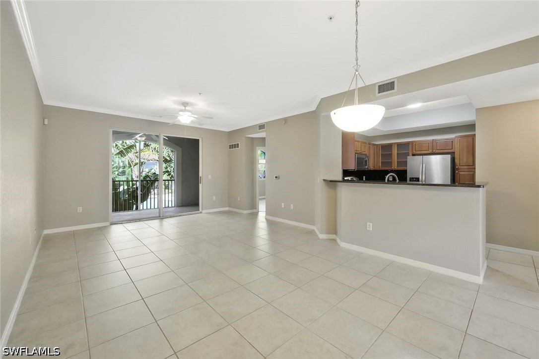 23501 Alamanda Dr 204 Property Photo 8