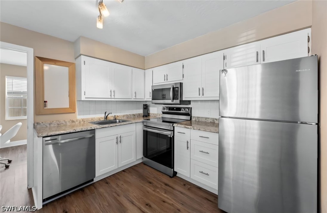 4203 Rose Ave Property Photo 8