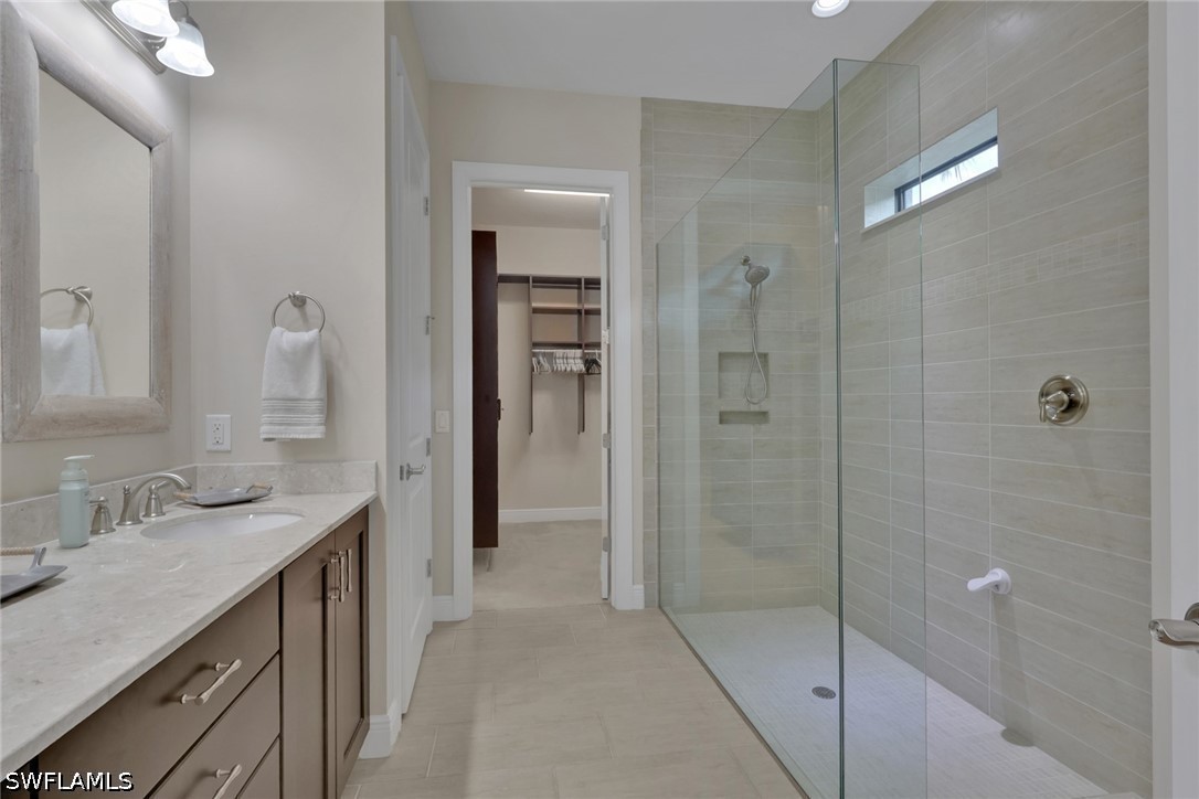 4456 Tamarind Way Property Photo 13