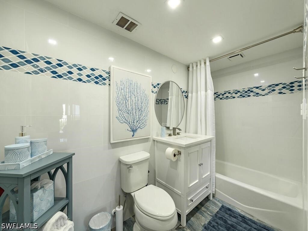 1 Bluebill Ave 703 Property Photo 9