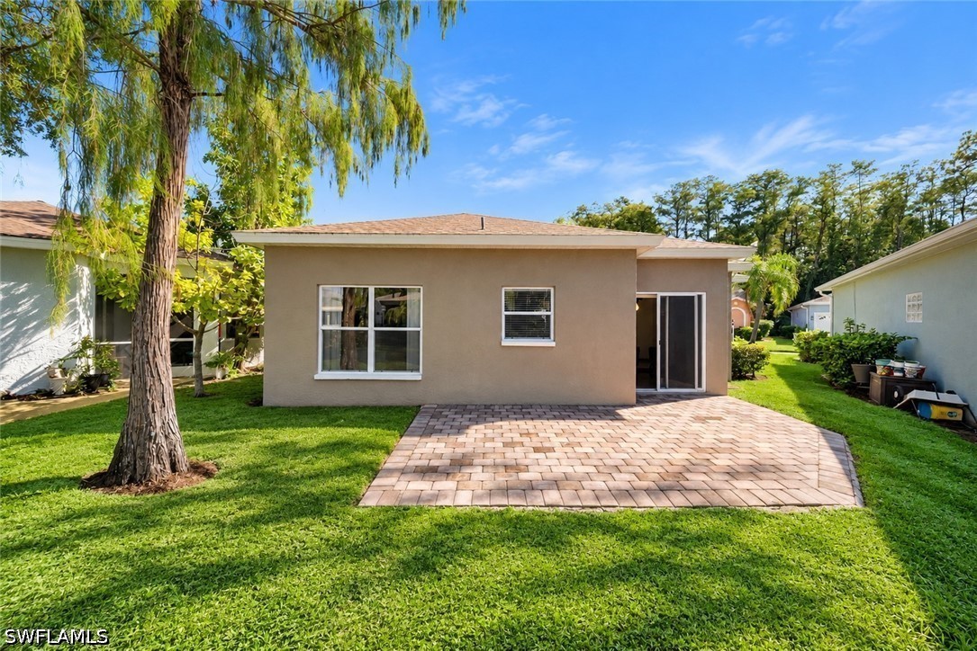 10720 San Tropez Cir Property Photo 2