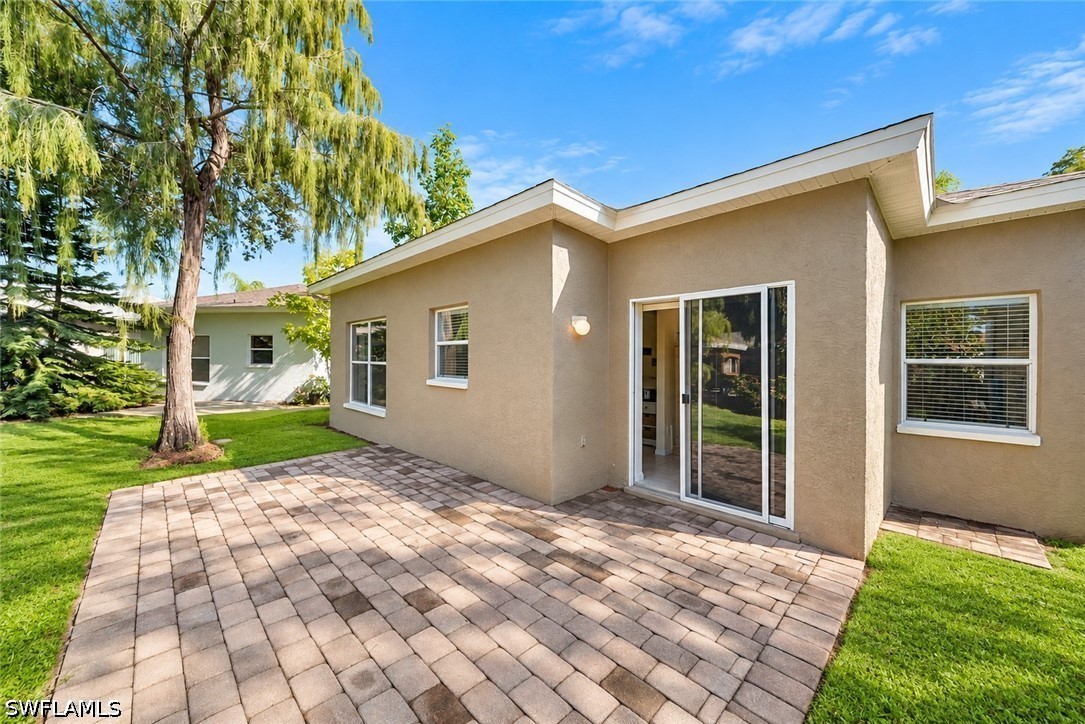 10720 San Tropez Cir Property Photo 4