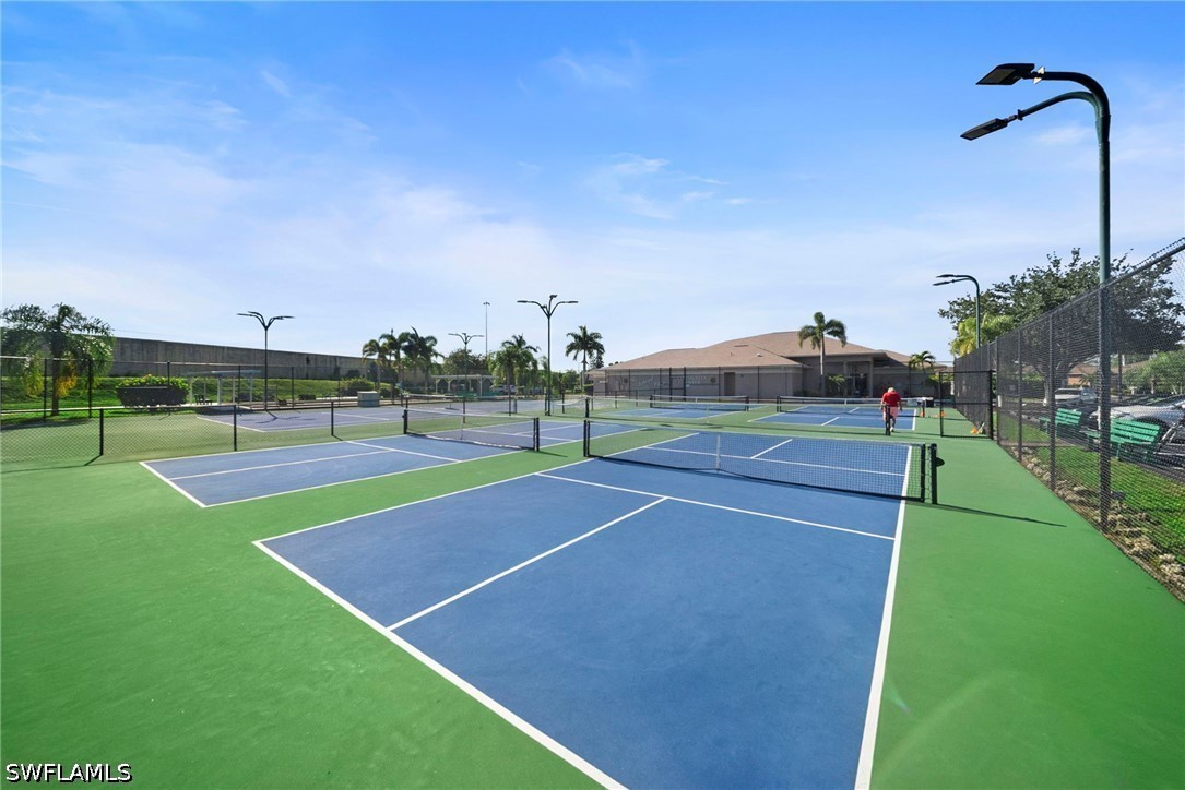 10720 San Tropez Cir Property Photo 43