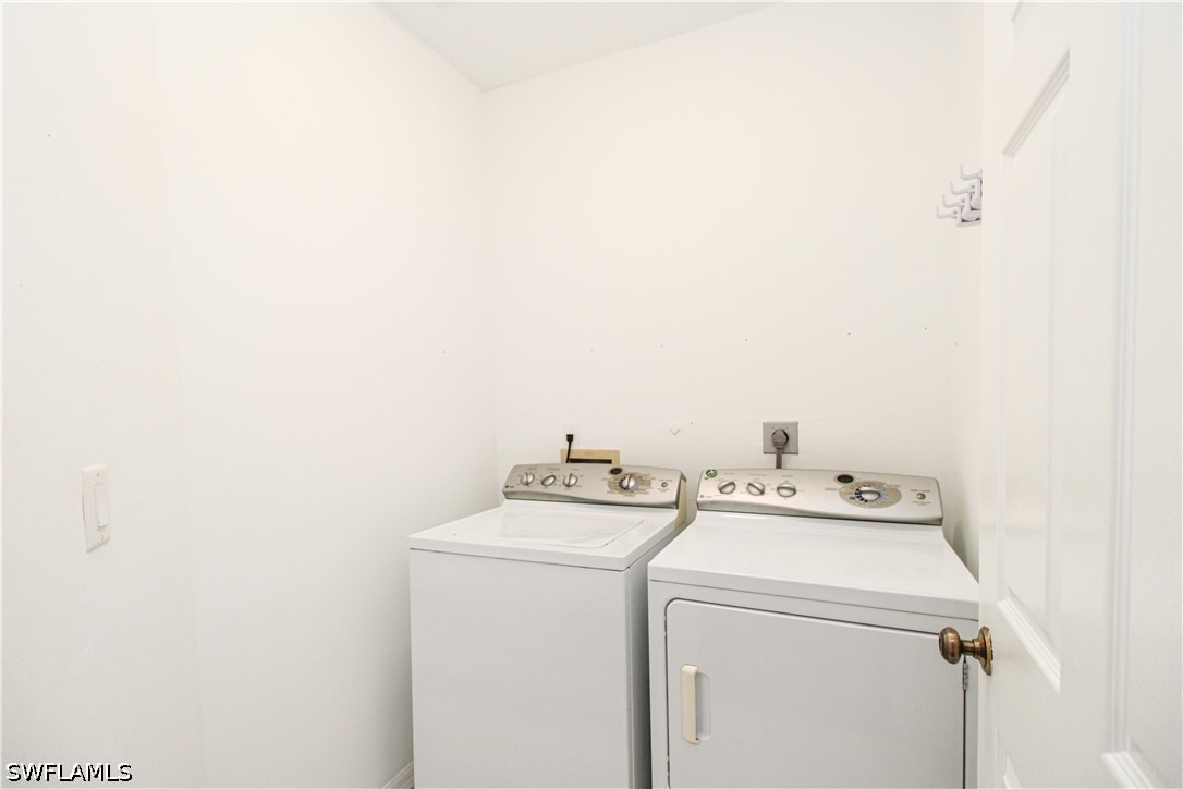 135 Lady Palm Dr Property Photo 32