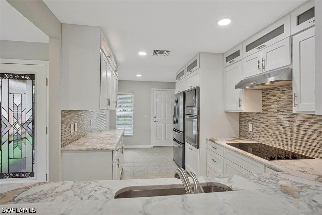 5784 Declaration Ct Property Photo 6