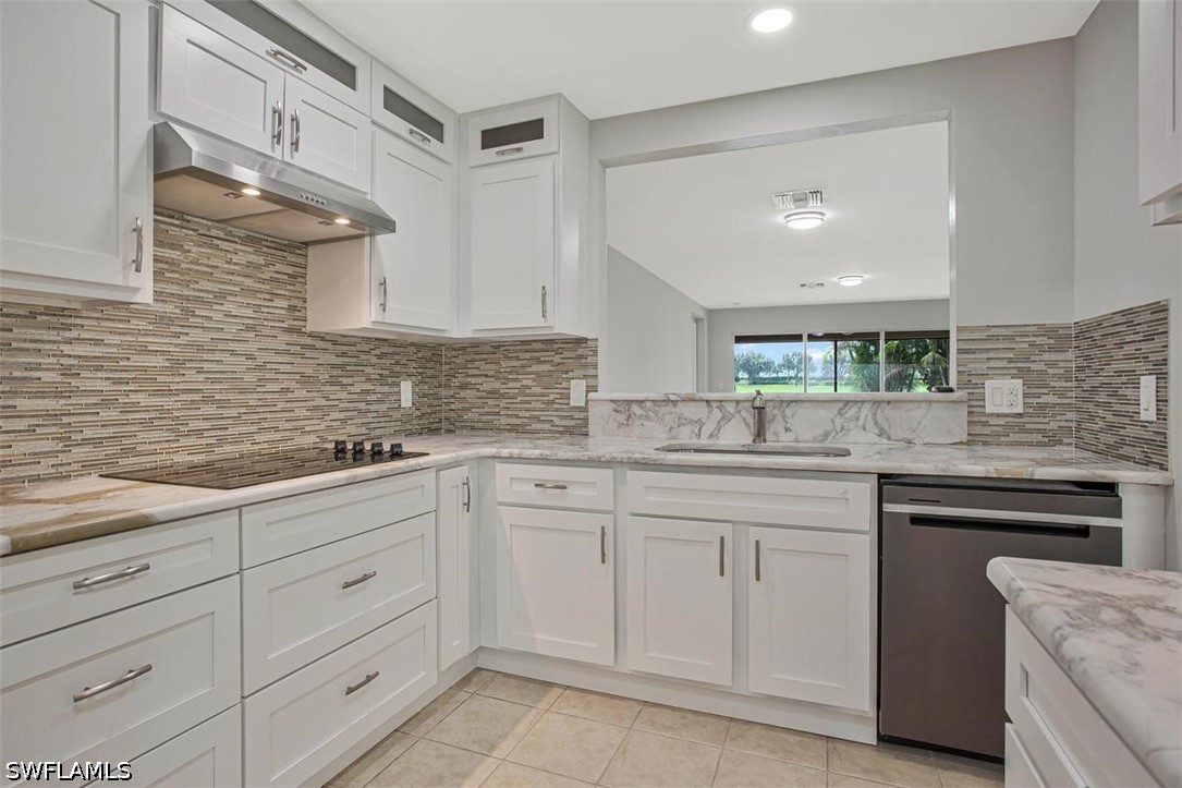 5784 Declaration Ct Property Photo 7