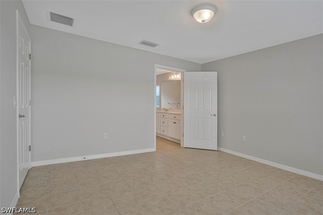 5784 Declaration Ct Property Photo 35
