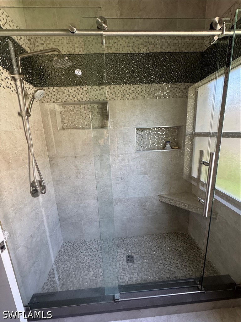 226032932 Property Photo 14