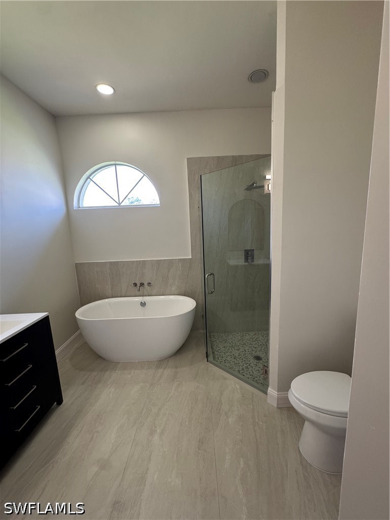 226032932 Property Photo 15