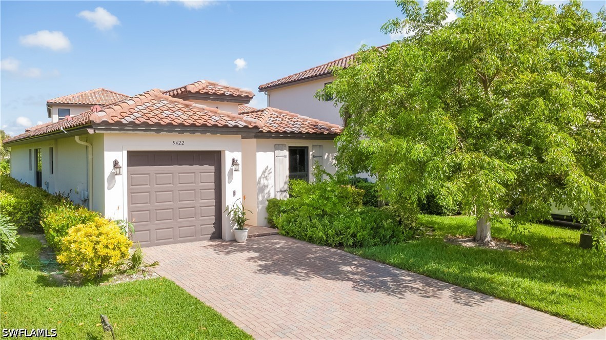 5422 Useppa Dr Property Photo 1
