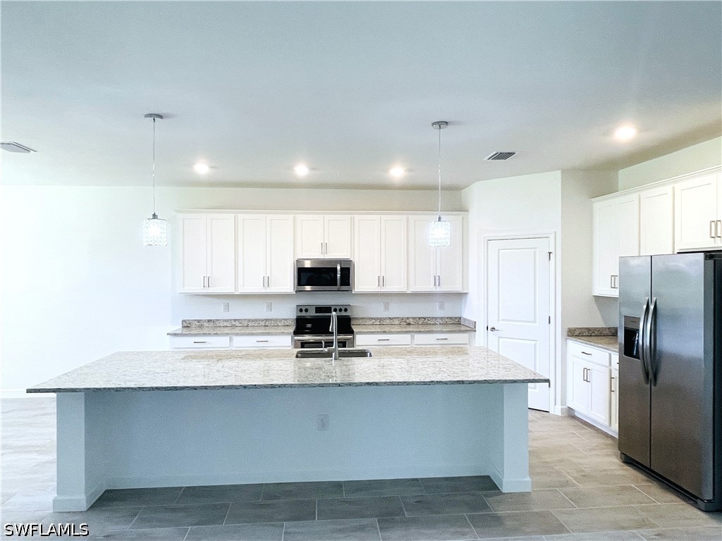 11128 Canopy Loop Property Photo 4