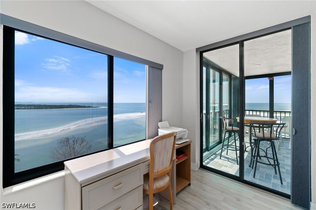 8400 Estero Blvd 805 Property Photo 26